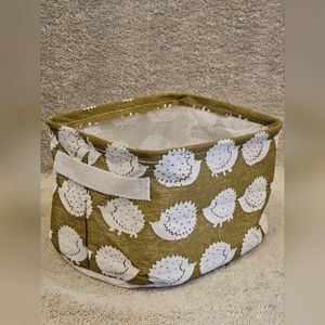 Printed Cotton/Linen Basket w/ Handle, NWOT, Hedgehog.